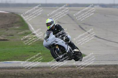 media/Nov-29-2025-TrackDaz (Sat) [[10ae2d9bce]]/B Group/Session 3 (Outside Grapevine)/